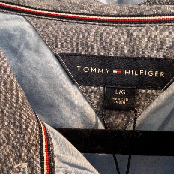 Tommy Hilfiger shirt button down long sleeve Women's BNWT - Picture 8 of 14